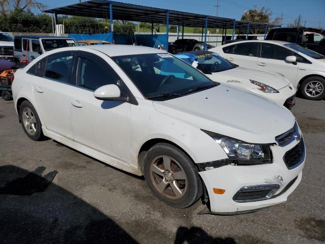 1G1PC5SB7F7169202 - 2015 CHEVROLET CRUZE LT WHITE photo 4