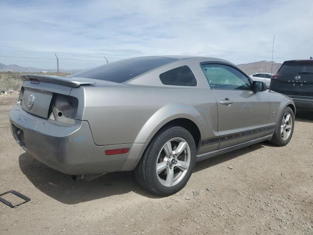 1ZVHT80N785185051 - 2008 FORD MUSTANG SILVER photo 3