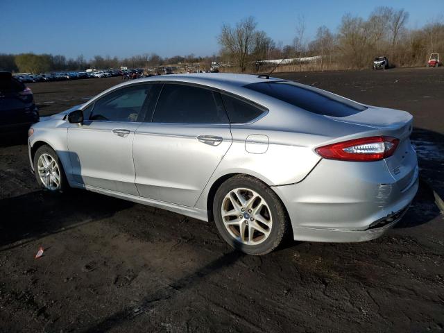 1FA6P0H72G5102376 - 2016 FORD FUSION SE GRAY photo 2