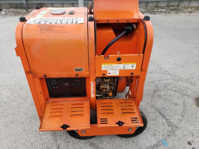 TTB01564 - 2009 TITN TG 7500D ORANGE photo 6