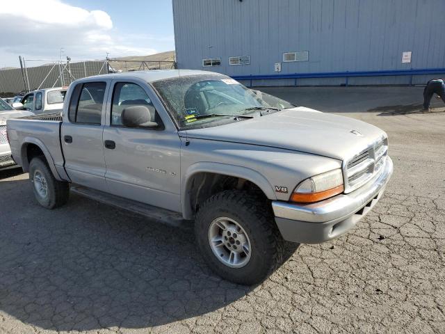 1B7HG2AZ8YS619369 - 2000 DODGE DAKOTA QUAD SILVER photo 4