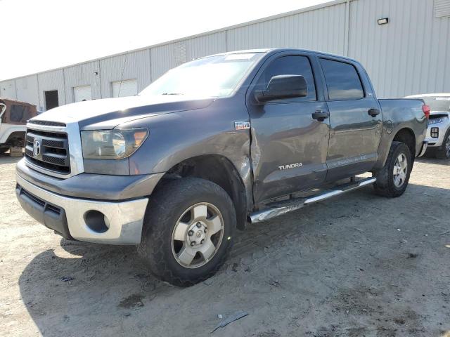 5TFDW5F10CX233711 - 2012 TOYOTA TUNDRA CREWMAX SR5 CHARCOAL photo 1