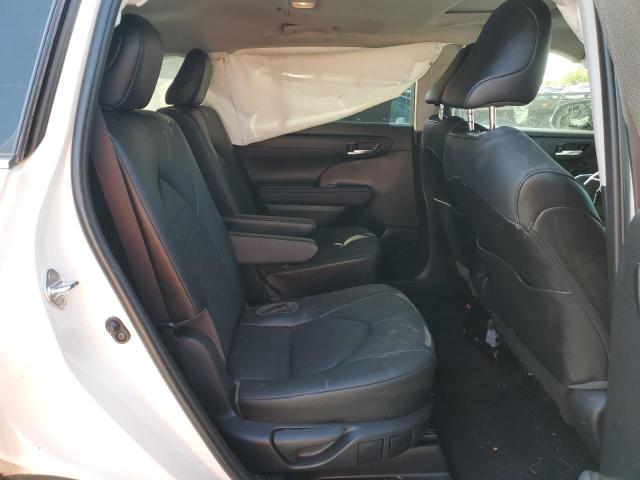 5TDGZRBH6MS120075 - 2021 TOYOTA HIGHLANDER XLE أبيض صورة 11