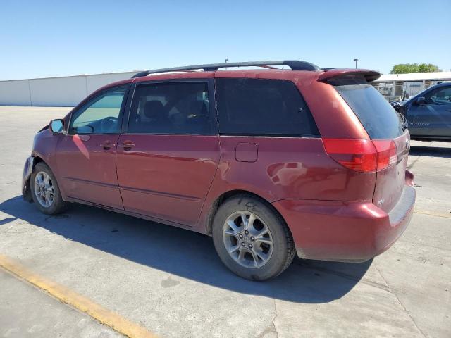 5TDZA22C45S362697 - 2005 TOYOTA SIENNA XLE RED photo 2