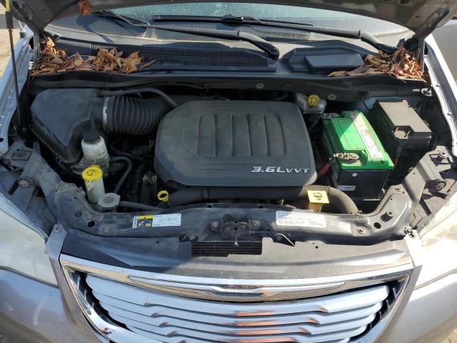 2C4RC1CG6ER165321 - 2014 CHRYSLER TOWN & COU TOURING L SILVER photo 12