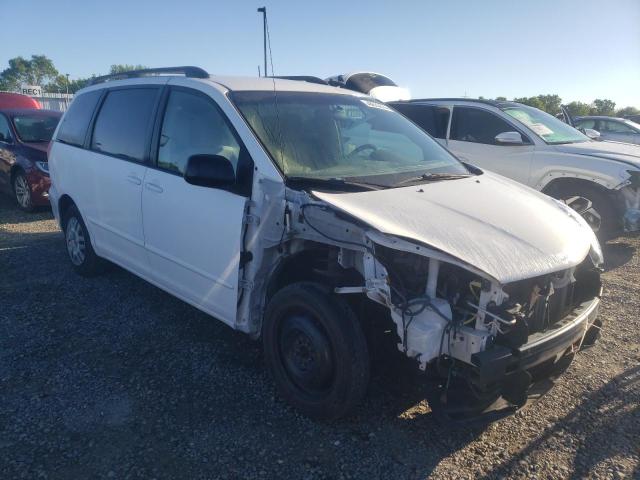 5TDZK23C29S225551 - 2009 TOYOTA SIENNA CE WHITE photo 4