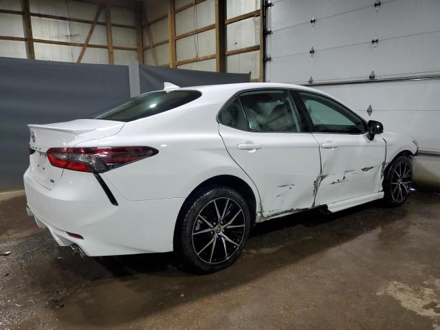 4T1G11AK8PU780586 - 2023 TOYOTA CAMRY SE NIGHT SHADE WHITE photo 3