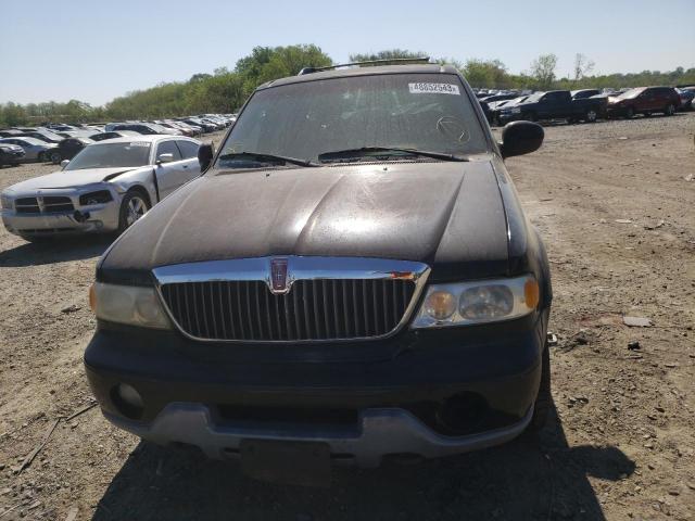 5LMFU28A1YLJ22358 - 2000 LINCOLN NAVIGATOR შავი ფოტო 5