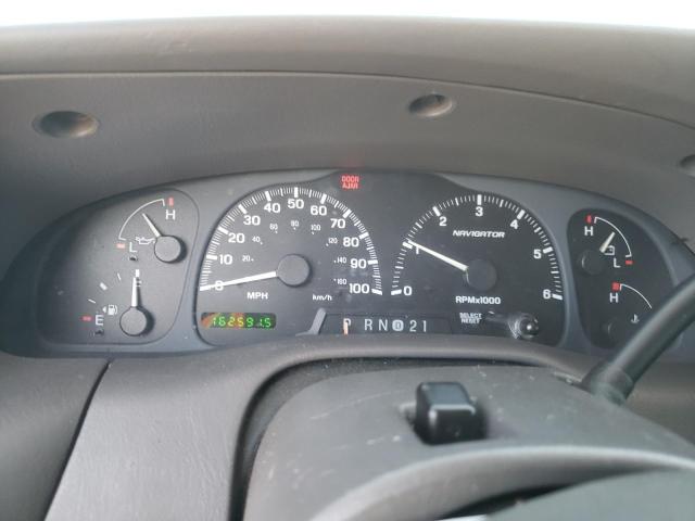 5LMFU28A1YLJ22358 - 2000 LINCOLN NAVIGATOR შავი ფოტო 9