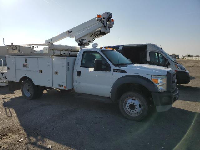 1FDUF4GYXCEC51680 - 2012 FORD F450 SUPER DUTY WHITE photo 4