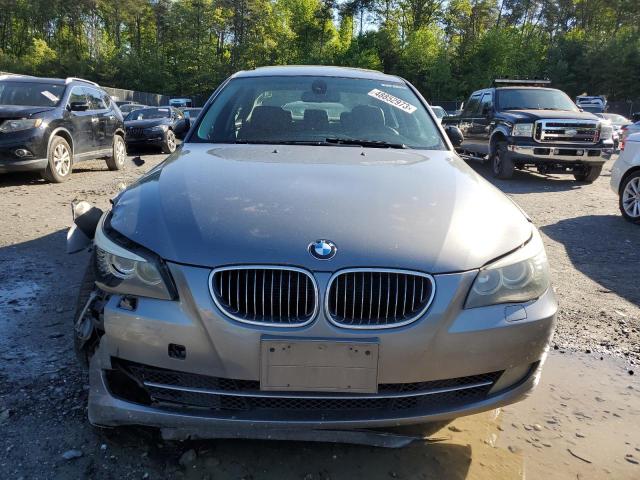 WBANV1C51AC156677 - 2010 BMW 5 SERIES XI GRAY photo 5