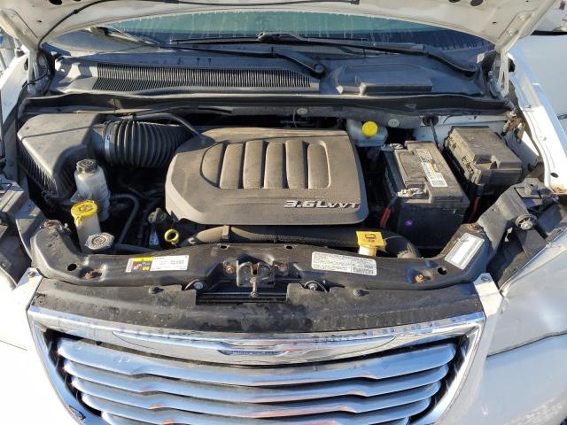2C4RC1CG6DR559416 - 2013 CHRYSLER TOWN & COU TOURING L WHITE photo 12