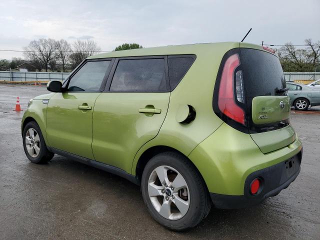 KNDJN2A23H7883922 - 2017 KIA SOUL GREEN photo 2