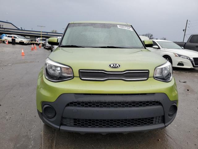 KNDJN2A23H7883922 - 2017 KIA SOUL GREEN photo 5