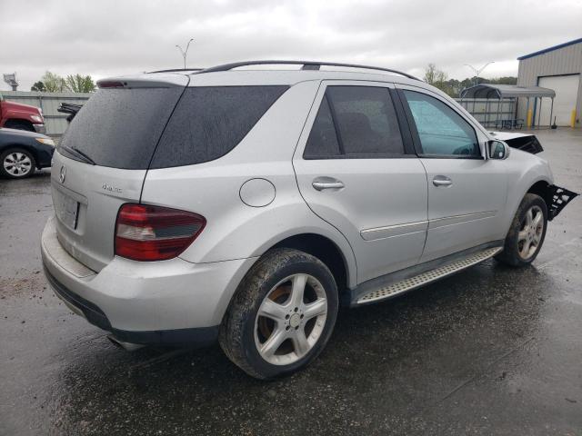 4JGBB22EX8A297352 - 2008 MERCEDES-BENZ ML 320 CDI SILVER photo 3