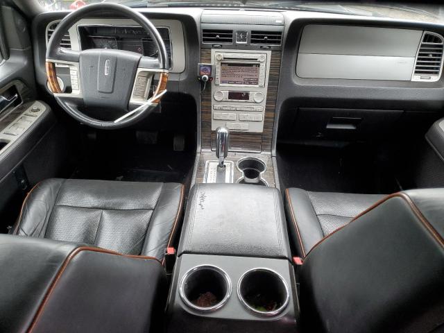 5LMFU28568LJ00035 - 2008 LINCOLN NAVIGATOR შავი ფოტო 8
