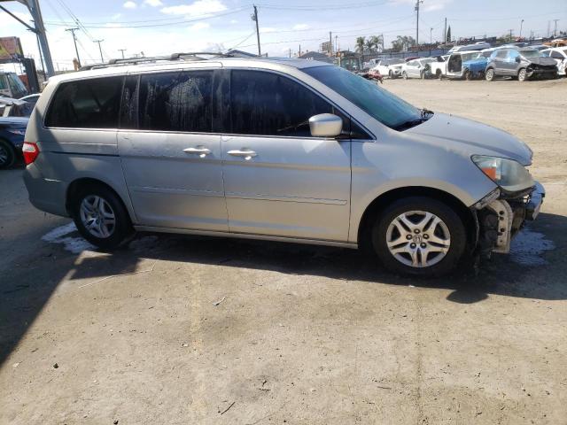 5FNRL38785B045813 - 2005 HONDA ODYSSEY EXL SILVER photo 4