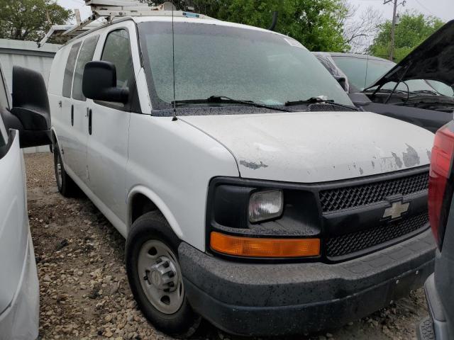 1GCWGFCG0C1189460 - 2012 CHEVROLET EXPRESS G2 WHITE photo 4