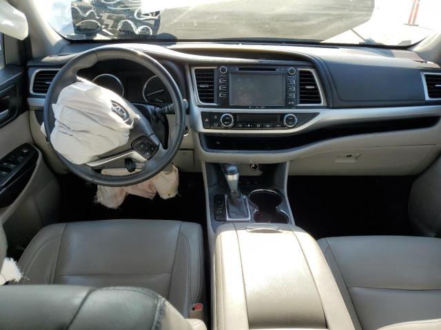 5TDJKRFH4GS502937 - 2016 TOYOTA HIGHLANDER XLE SILVER photo 8