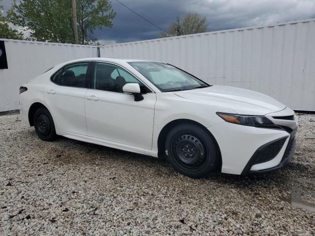4T1G11BKXPU100153 - 2023 TOYOTA CAMRY SE NIGHT SHADE WHITE photo 4