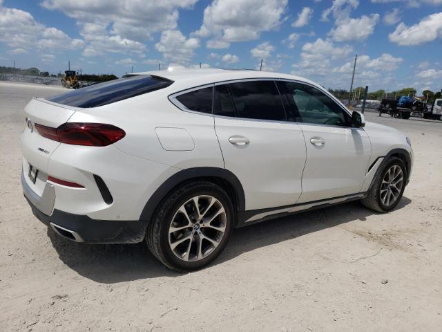 5UXCY6C01M9E57584 - 2021 BMW X6 XDRIVE40I WHITE photo 3