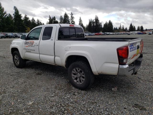 5TFSZ5AN2JX123183 - 2018 TOYOTA TACOMA ACCESS CAB WHITE photo 2