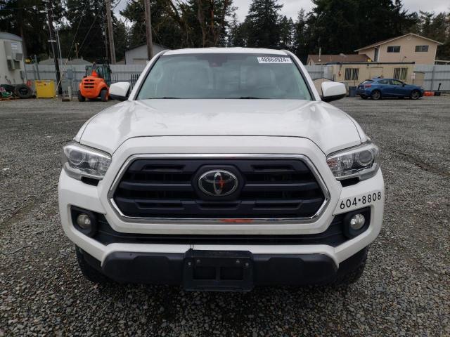 5TFSZ5AN2JX123183 - 2018 TOYOTA TACOMA ACCESS CAB WHITE photo 5