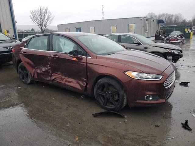 3FA6P0H7XGR101490 - 2016 FORD FUSION SE BURGUNDY photo 4