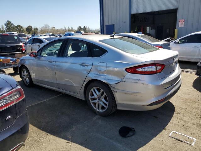 3FA6P0H75GR225991 - 2016 FORD FUSION SE SILVER photo 2