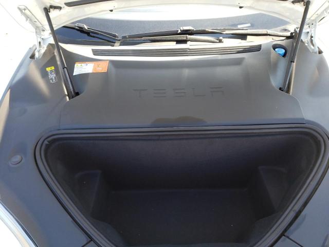 5YJSA1E1XHF225939 - 2017 TESLA MODEL S WHITE photo 12