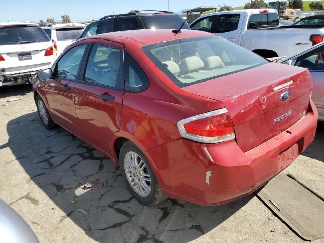 1FAHP3FN5AW280568 - 2010 FORD FOCUS SE RED photo 2