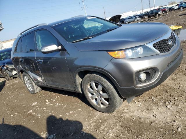 5XYKT3A63CG304698 - 2012 KIA SORENTO BASE SILVER photo 4