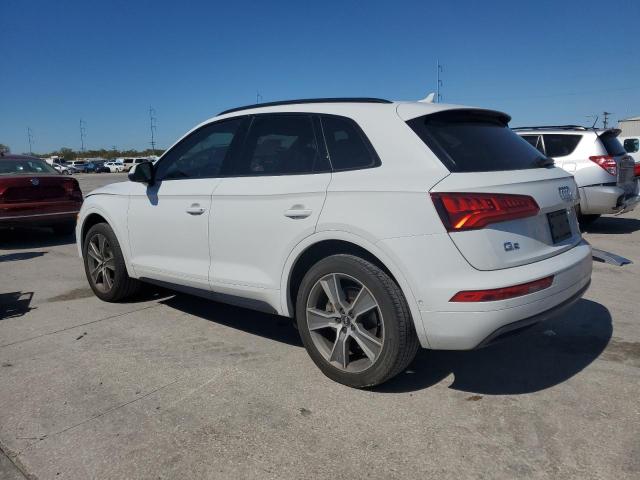 WA1CNAFY1K2117105 - 2019 AUDI Q5 PRESTIGE 白色 照片 2