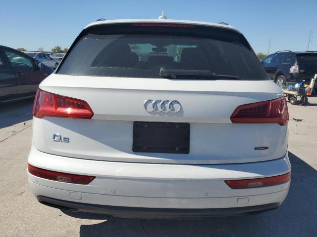 WA1CNAFY1K2117105 - 2019 AUDI Q5 PRESTIGE 白色 照片 6