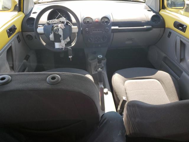 3VWBK31C55M415586 - 2005 VOLKSWAGEN NEW BEETLE GL 黄色 照片 8