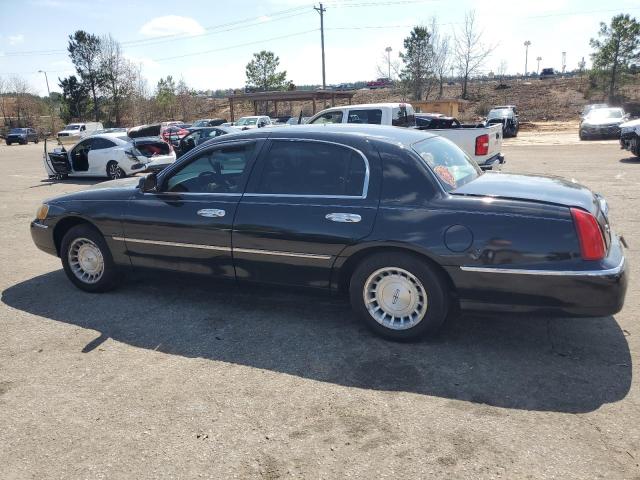 1LNFM81W1WY615808 - 1998 LINCOLN TOWN CAR EXECUTIVE Schwarz Foto 2