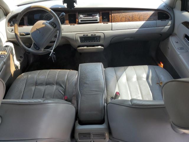 1LNFM81W1WY615808 - 1998 LINCOLN TOWN CAR EXECUTIVE Schwarz Foto 8