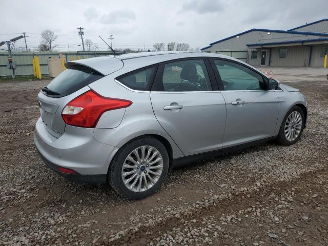 1FAHP3N23CL150154 - 2012 FORD FOCUS TITANIUM SILVER photo 3