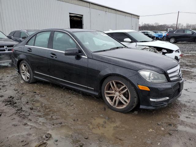 WDDGF8BB9CR225680 - 2012 MERCEDES-BENZ C 300 4MATIC BLACK photo 4