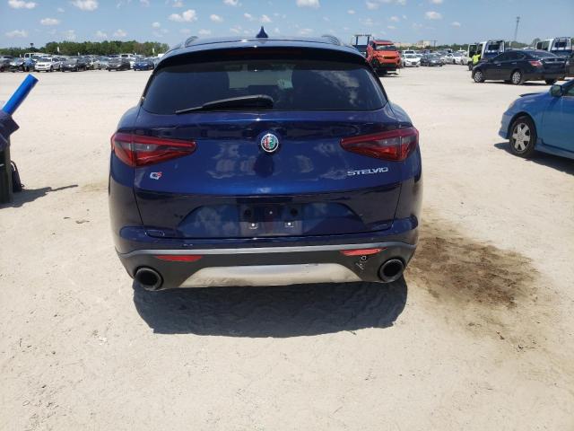 ZASFAKANXJ7B68175 - 2018 ALFA ROMEO STELVIO BLUE photo 6