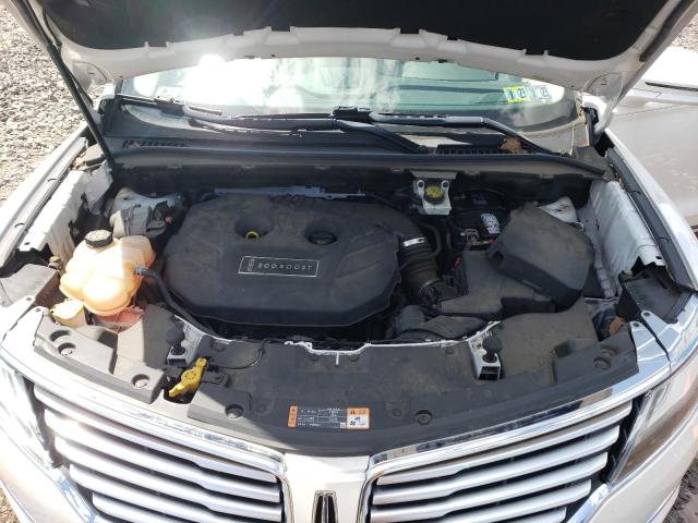 5LMCJ3D95GUJ26676 - 2016 LINCOLN MKC RESERVE WHITE photo 12