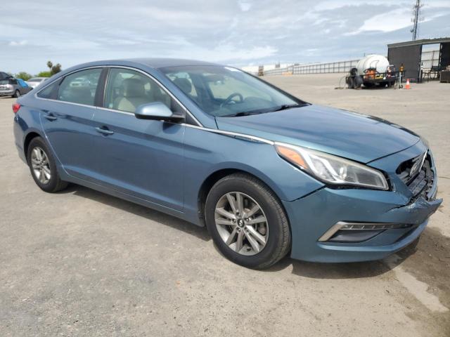 5NPE24AF0FH117390 - 2015 HYUNDAI SONATA SE BLUE photo 4