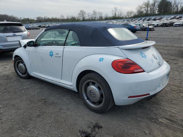 3VW517AT6GM815179 - 2016 VOLKSWAGEN BEETLE S/SE WHITE photo 2