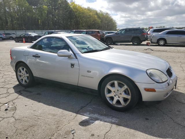 WDBKK47F5XF118622 - 1999 MERCEDES-BENZ SLK 230 KOMPRESSOR SILVER photo 4