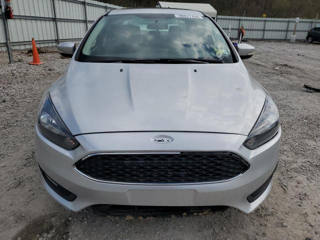 1FADP3H21JL294017 - 2018 FORD FOCUS SEL SILVER photo 5