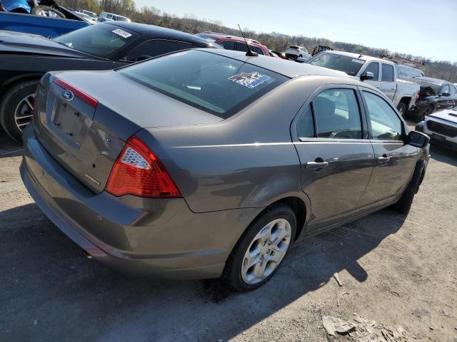 3FAHP0HG6BR148789 - 2011 FORD FUSION SE GRAY photo 3