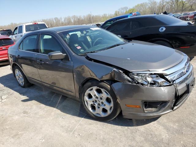 3FAHP0HG6BR148789 - 2011 FORD FUSION SE GRAY photo 4