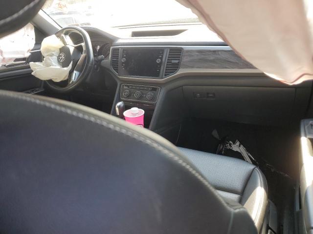 1V26C2CA7LC203597 - 2020 VOLKSWAGEN ATLAS CROS SE GRAY photo 8