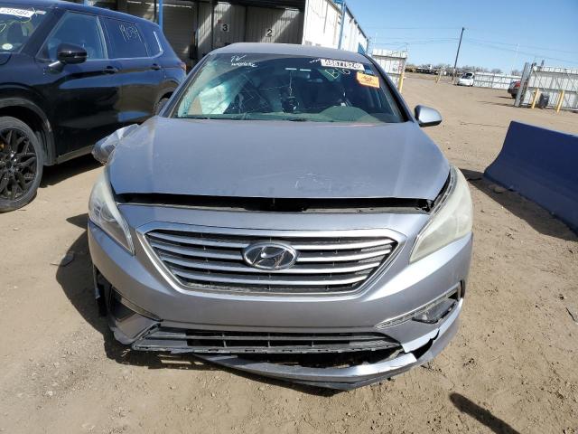 5NPE24AFXFH003803 - 2015 HYUNDAI SONATA SE SILVER photo 5