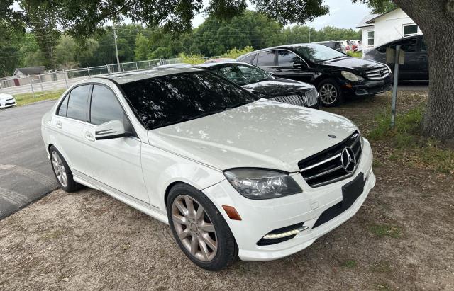 WDDGF5EB4BR171133 - 2011 MERCEDES-BENZ C 300 WHITE photo 1